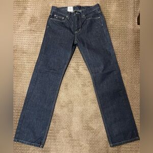 Tommy Hilfiger mens brand new jeans 30x32, straight leg